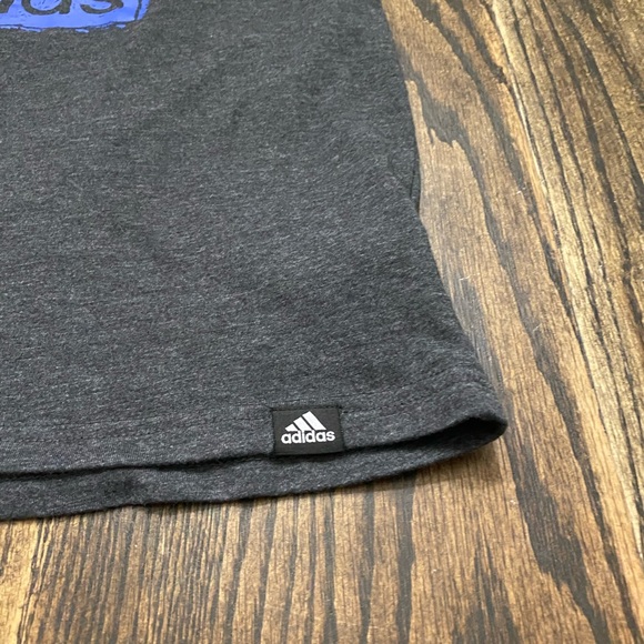 Adidas Tee - Picture 4 of 6